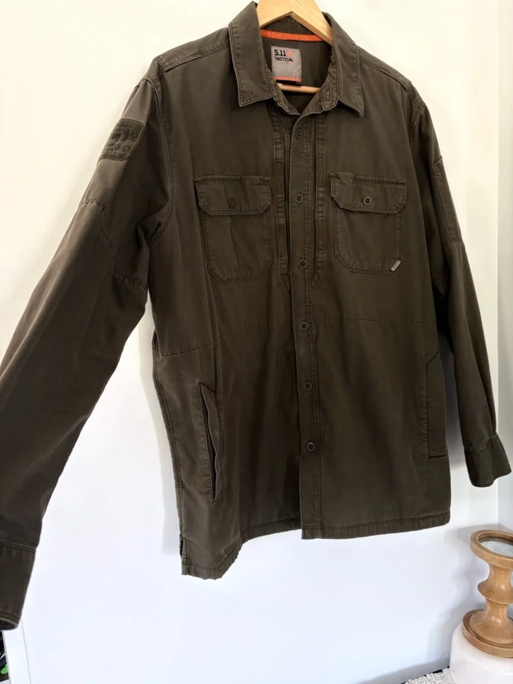 5.11 TACTICAL Sz L Green Button LS Shirt Jacket Hand & Chest Pockets 72497-192